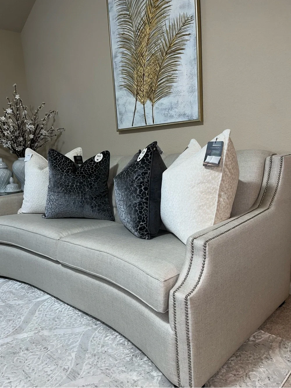 1-NWT CALLISTO HOME GRAPHITE LEOPARD DESIGN LUXURY DECORATIVE PILLOW (T06785F11)